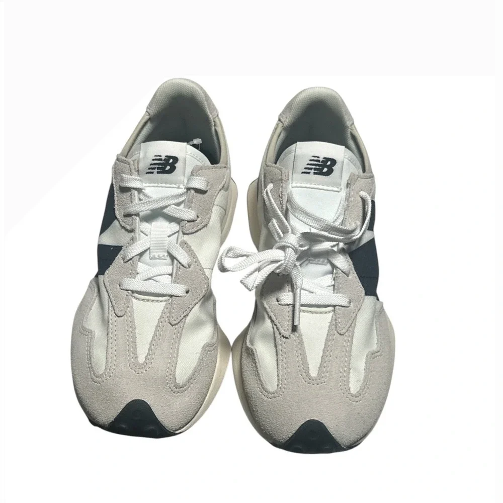 New Balance new never